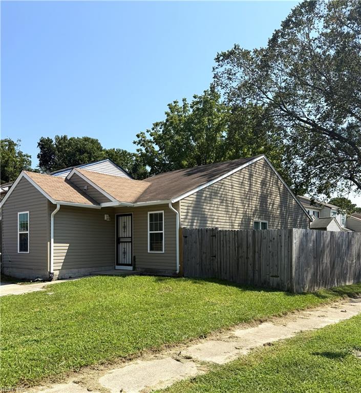 800 Stephanie CT