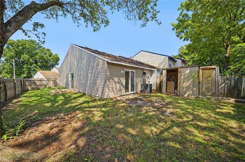 800 Stephanie CT