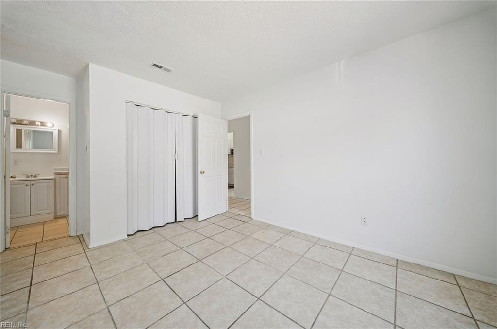 800 Stephanie CT