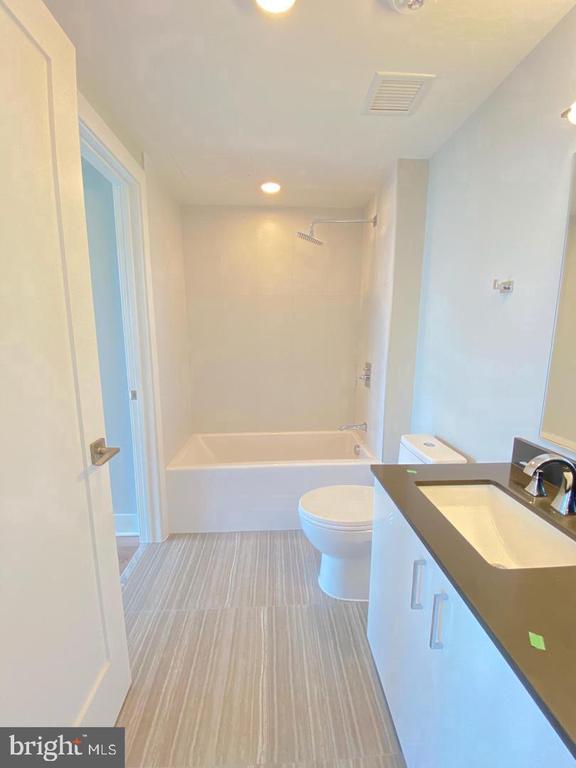 88 V ST SW #502