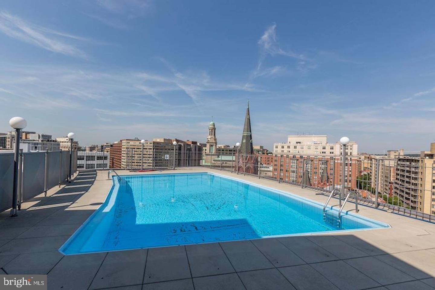 1239 VERMONT AVE NW #805