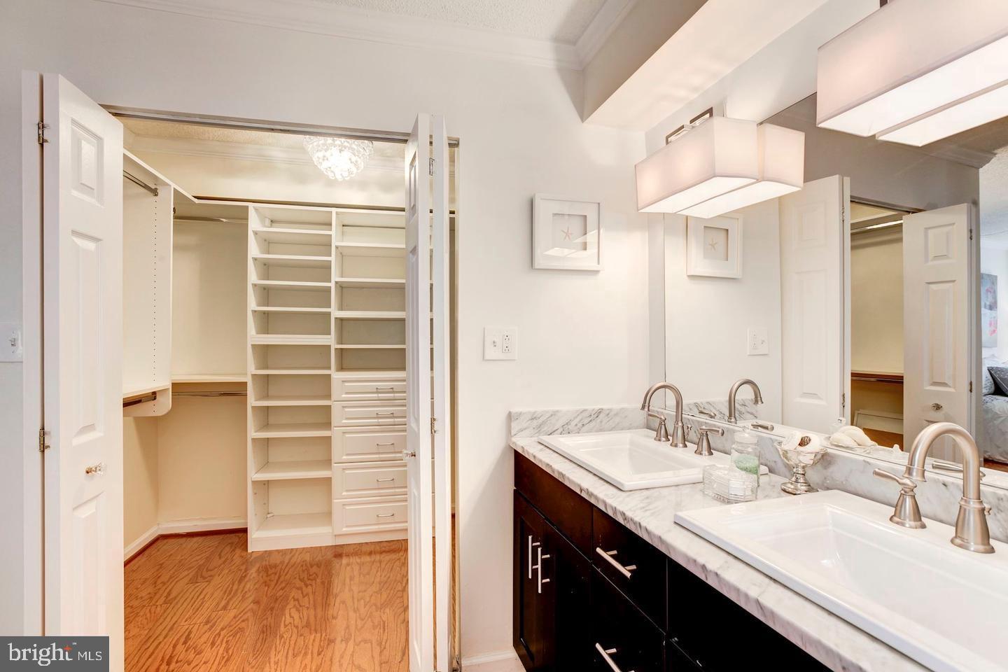 1239 VERMONT AVE NW #805