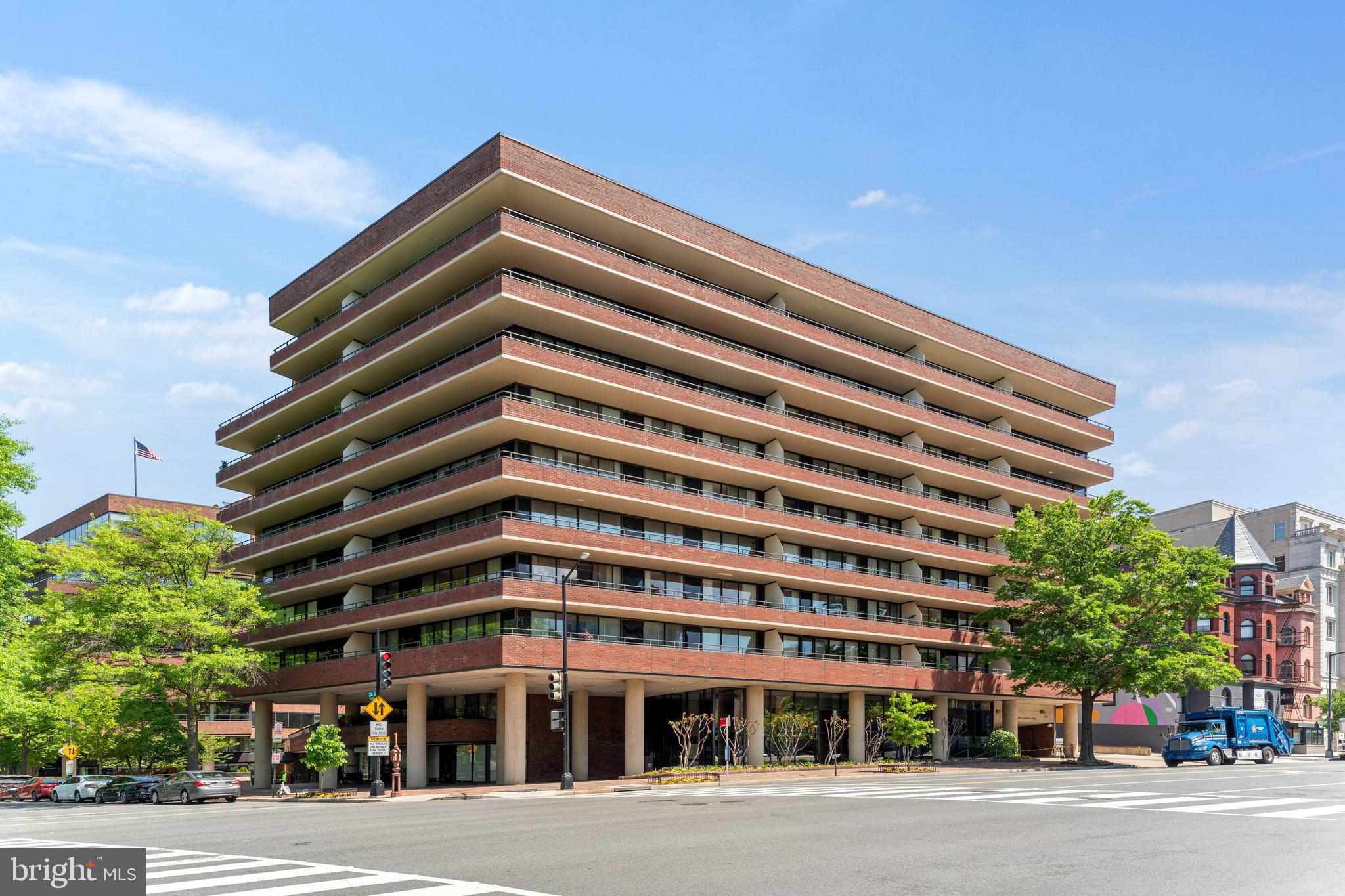 2555 Pennsylvania NW #412