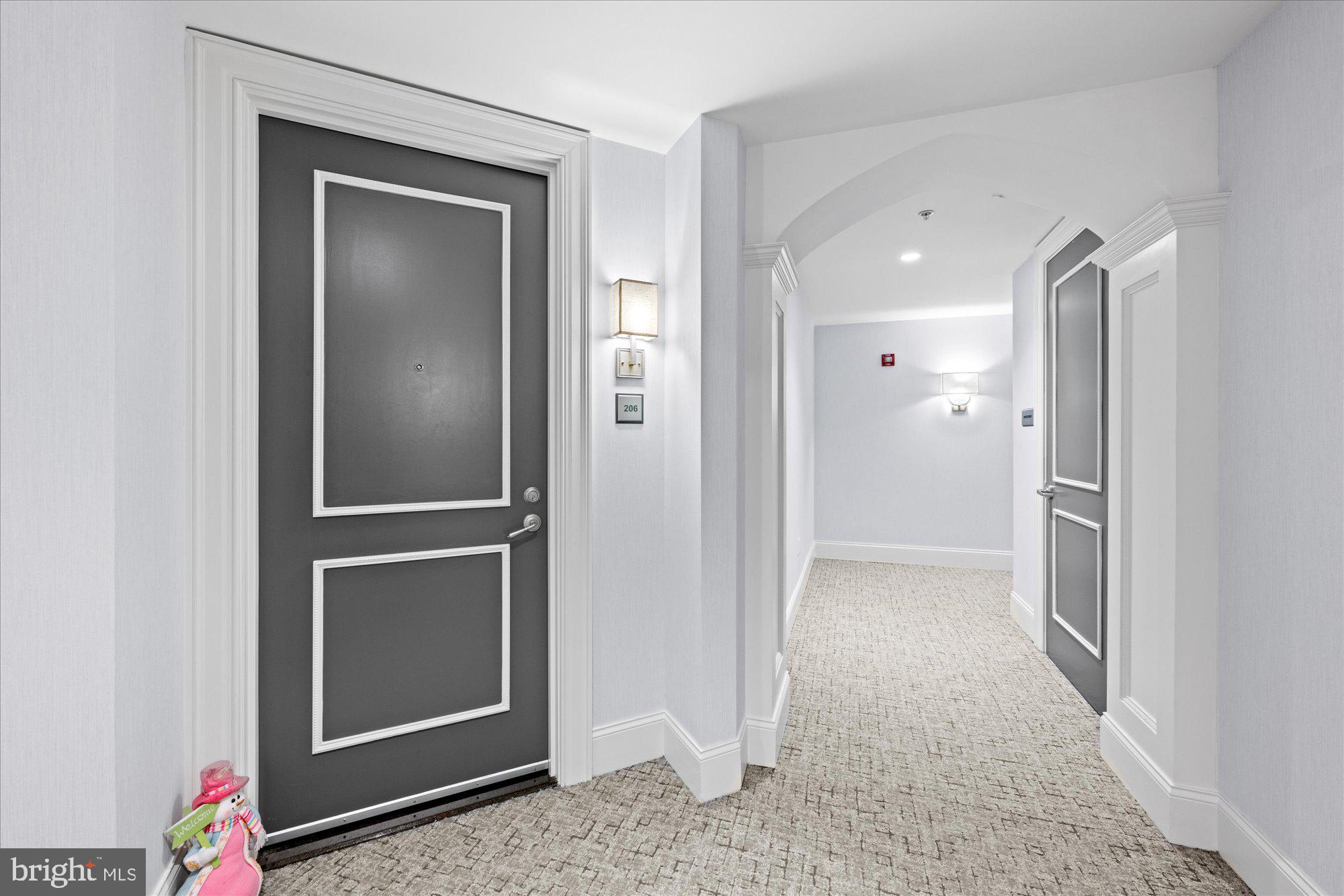 2501 WISCONSIN AVE NW #206