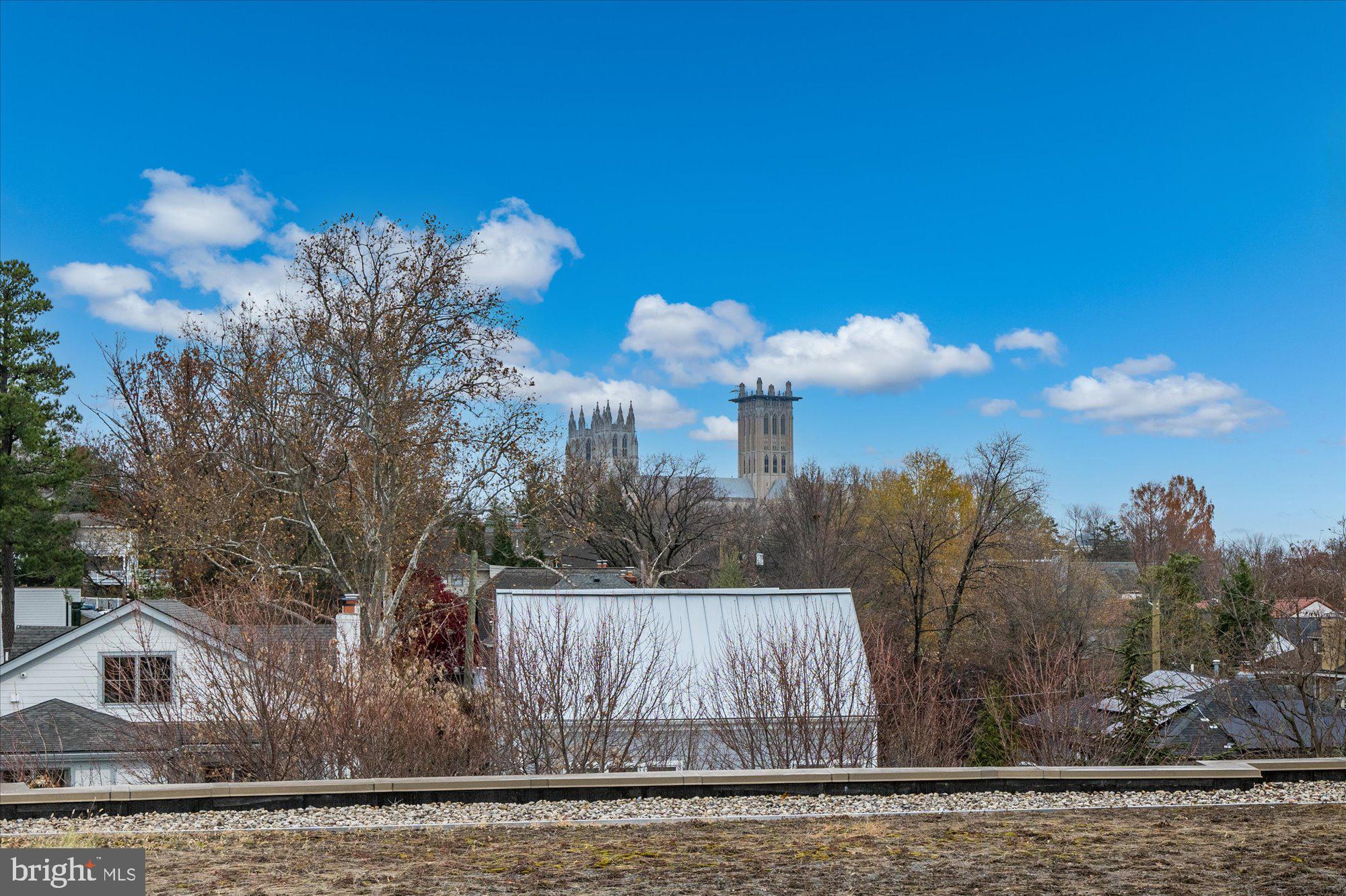 2501 WISCONSIN AVE NW #206