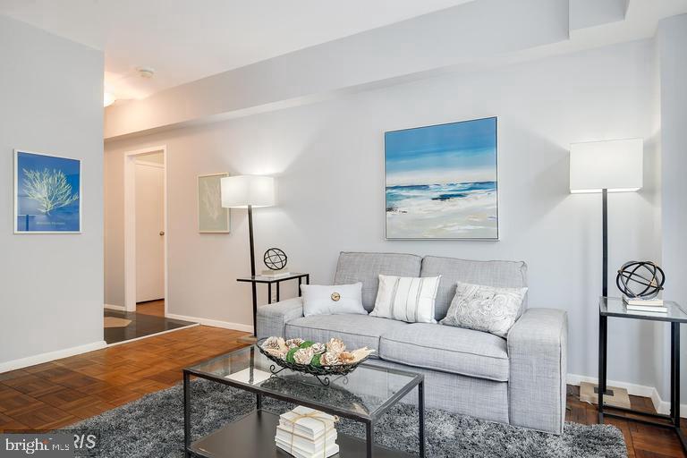 1711 MASSACHUSETTS AVE NW #714