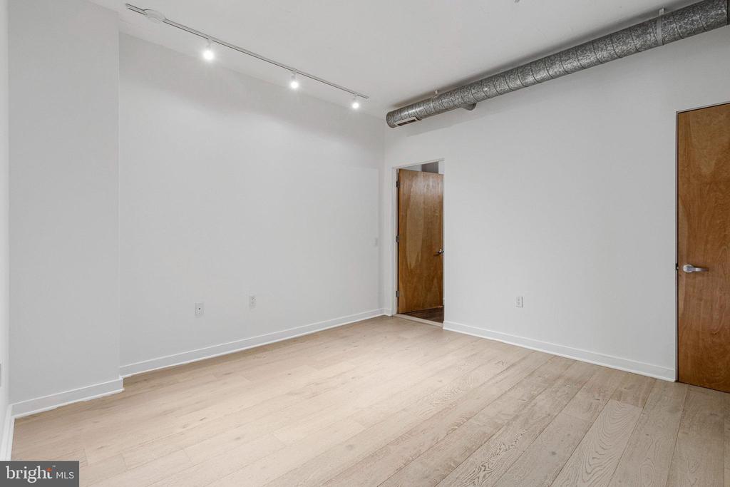 1125 11TH STREET NW 201