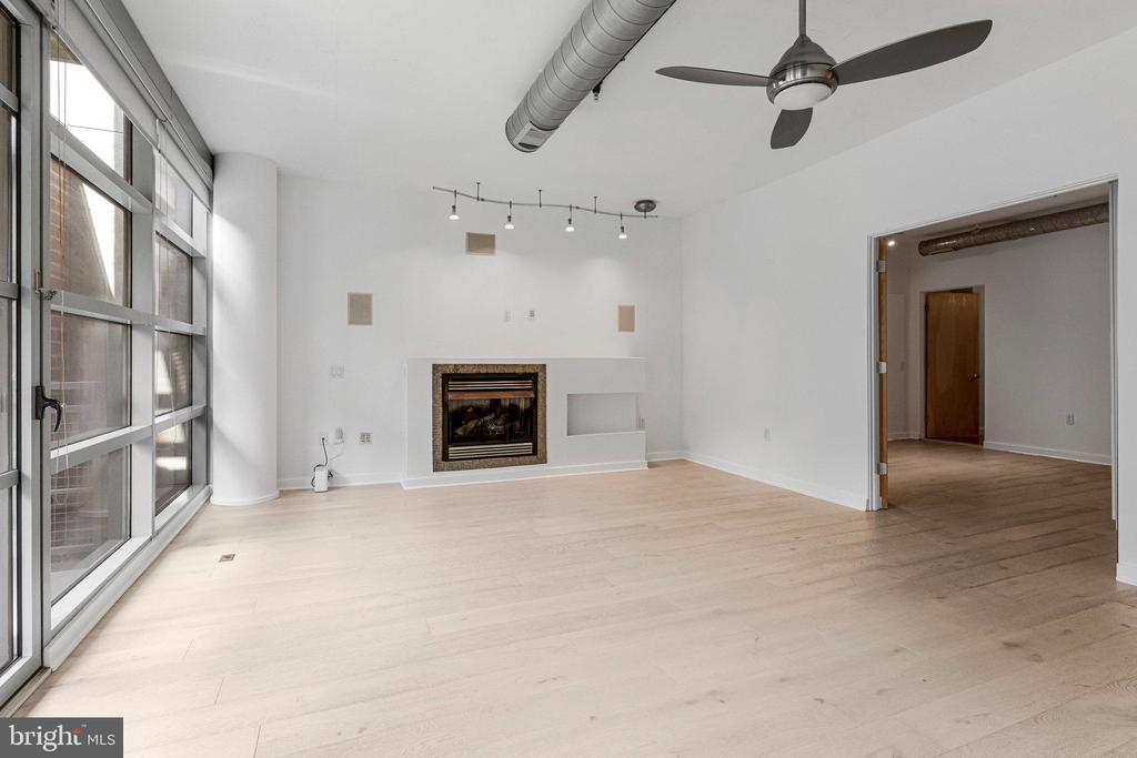 1125 11TH STREET NW 201