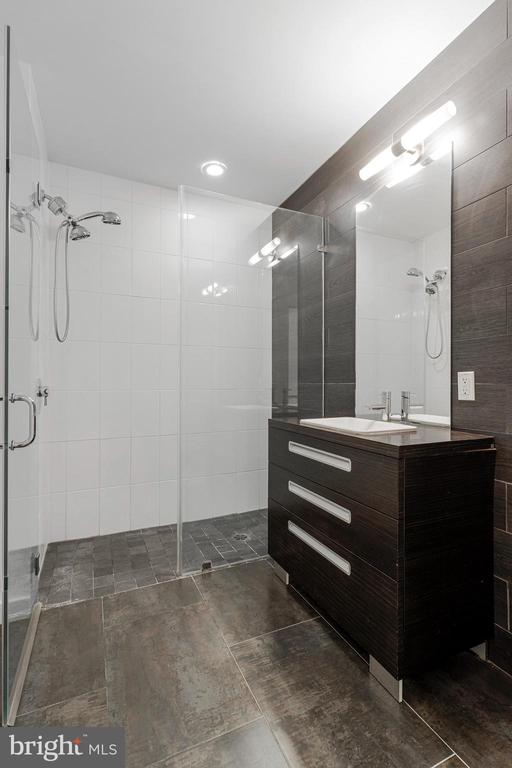 1125 11TH STREET NW 201