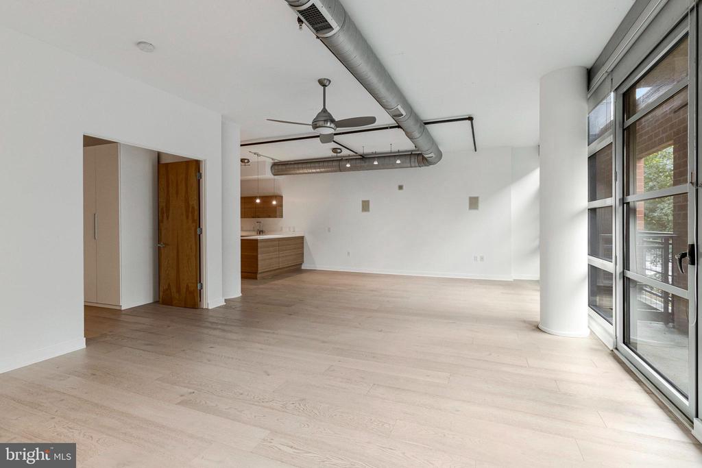 1125 11TH STREET NW 201