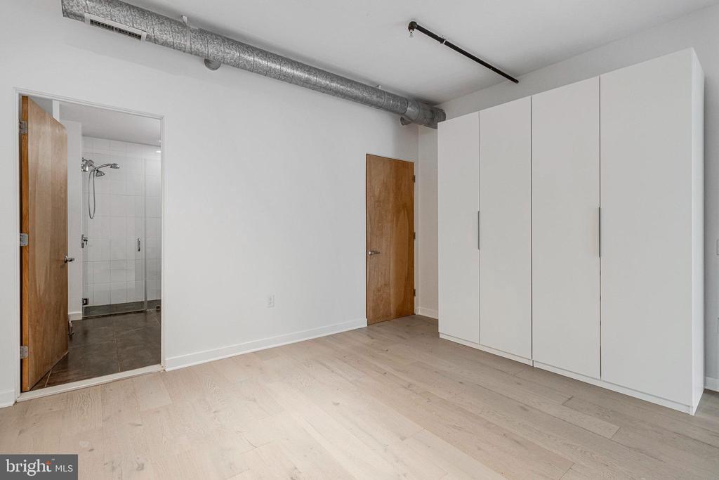 1125 11TH STREET NW 201