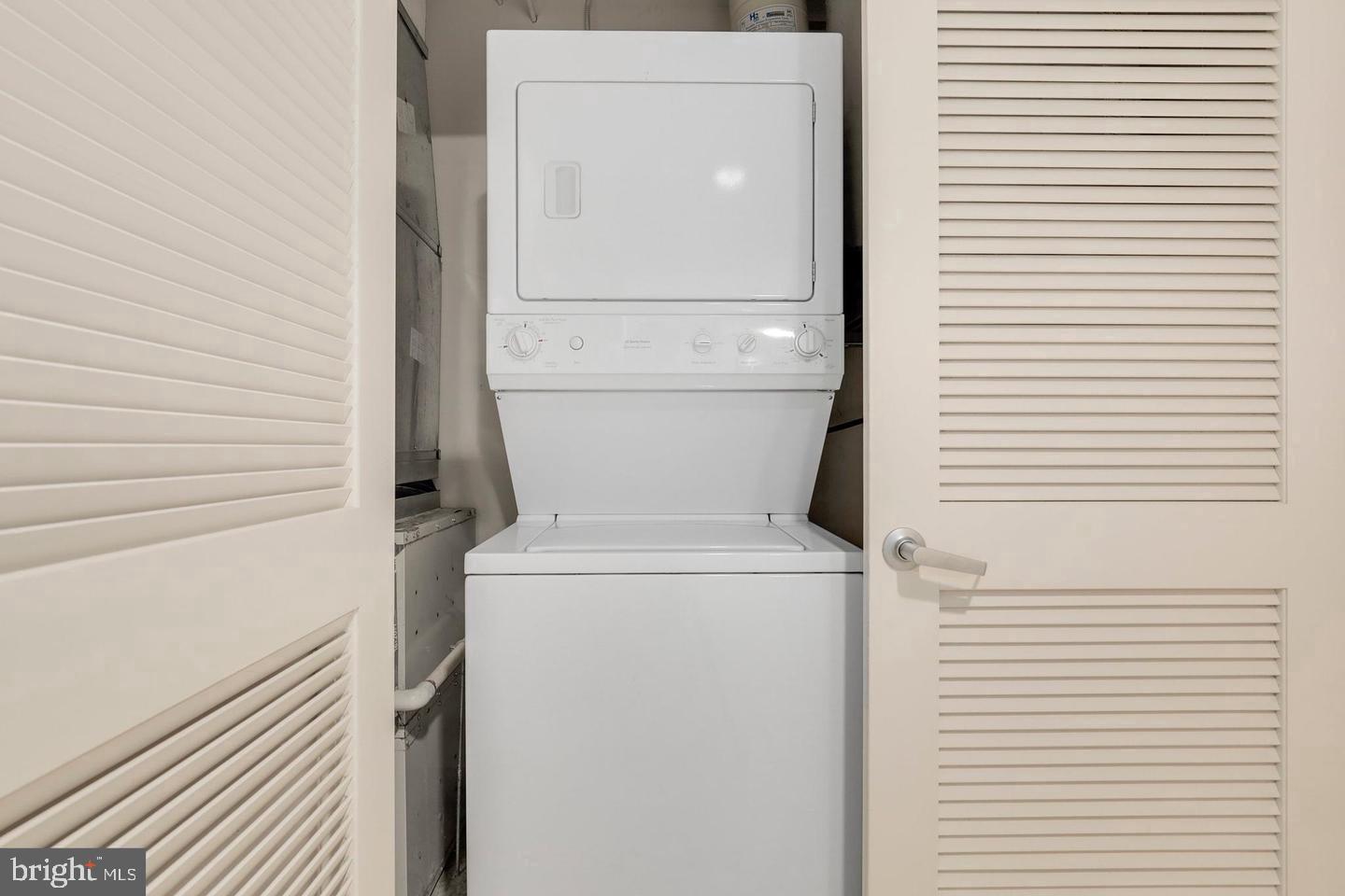 1150 K STREET NW 1104