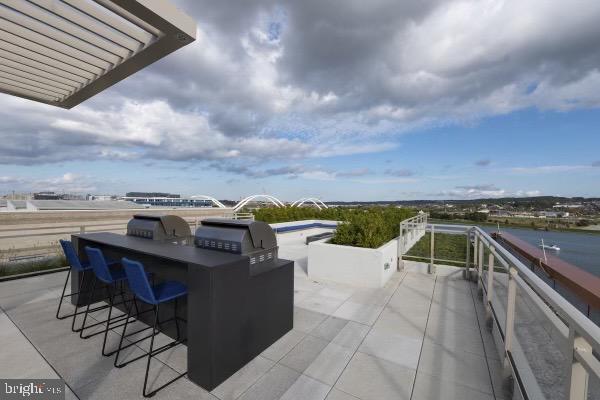 88 V STREET SW 508