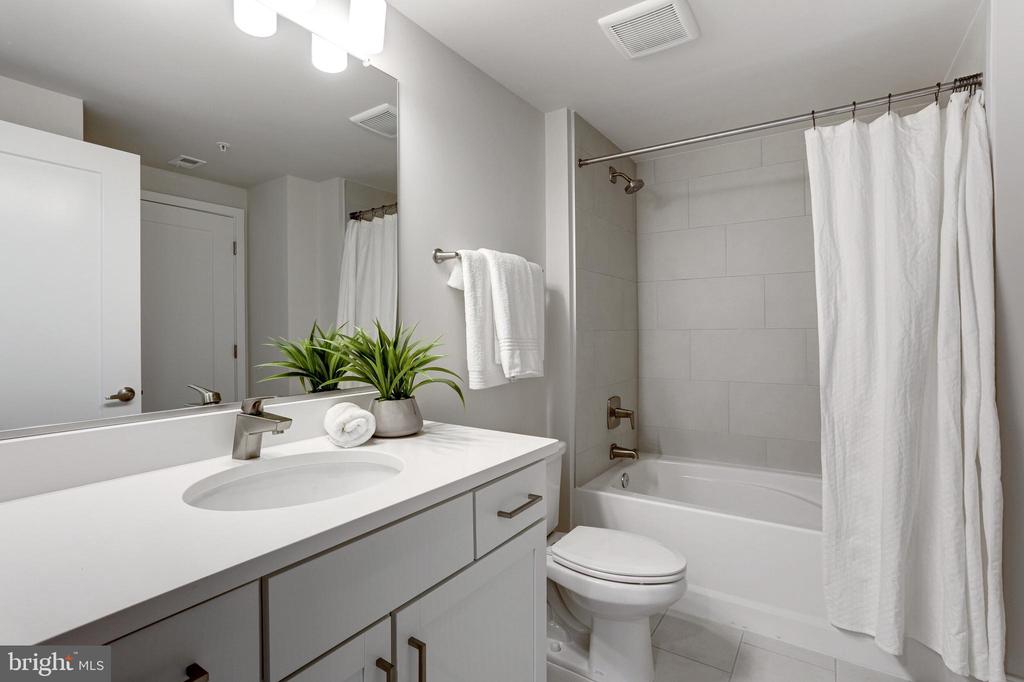 50 FLORIDA AVENUE NE Unit: 924