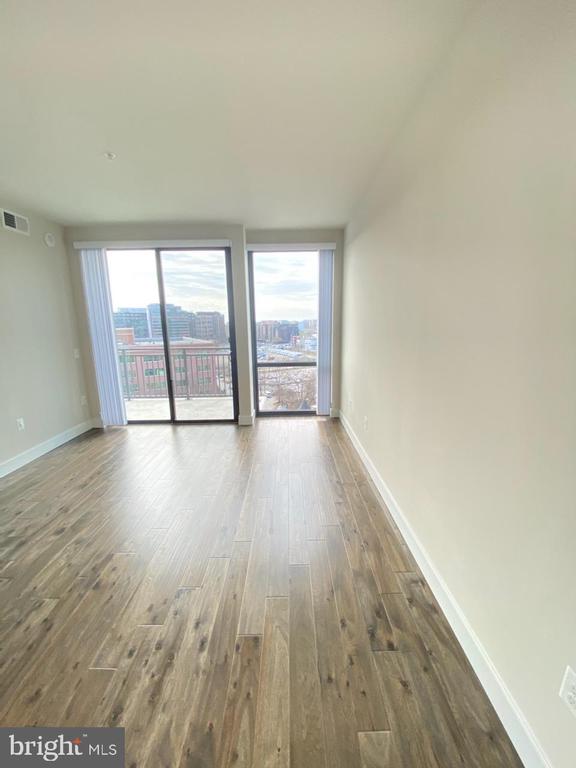 50 FLORIDA AVENUE NE Unit: 924