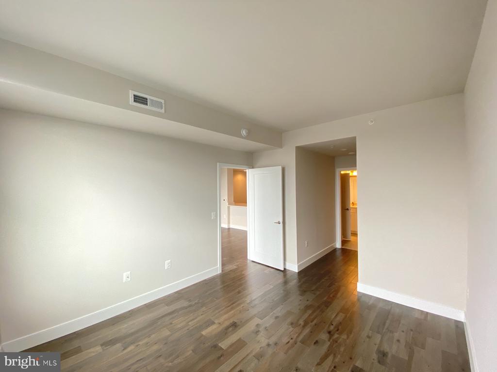 50 FLORIDA AVENUE NE Unit: 924