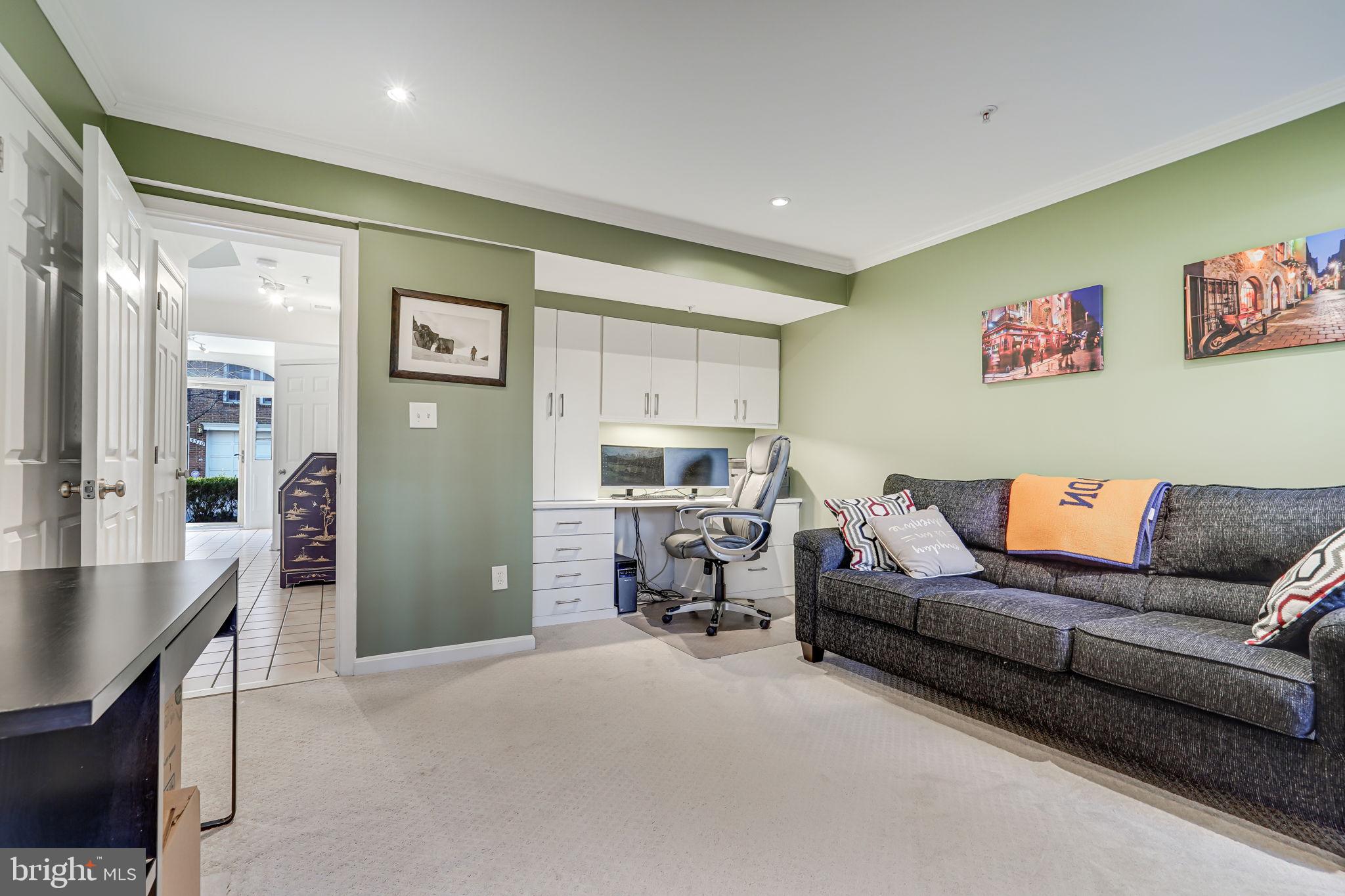 5515 Whitley Park Ter #81