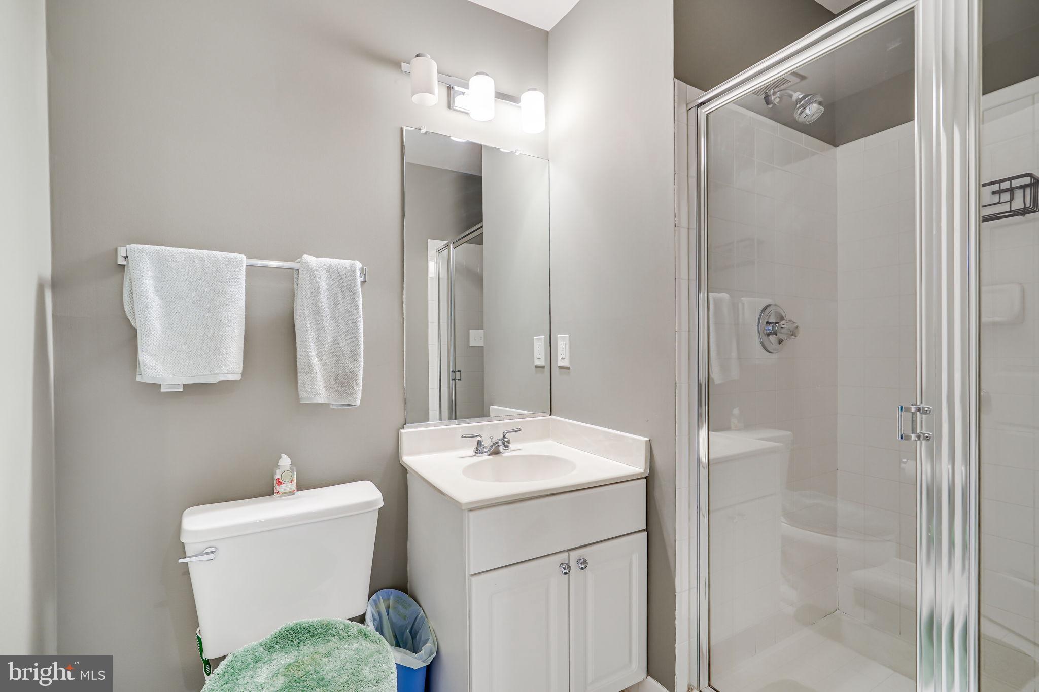 5515 Whitley Park Ter #81