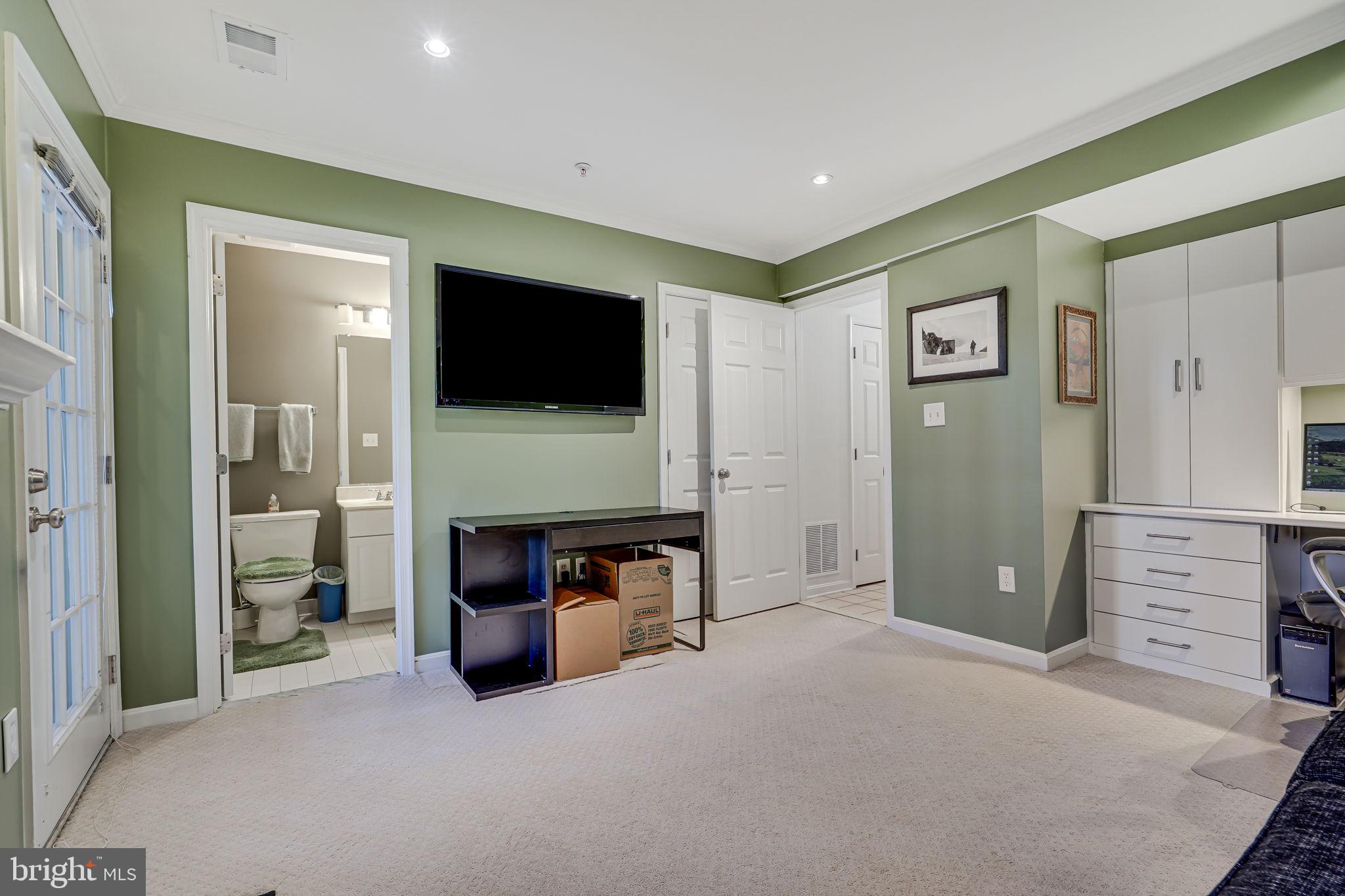 5515 Whitley Park Ter #81