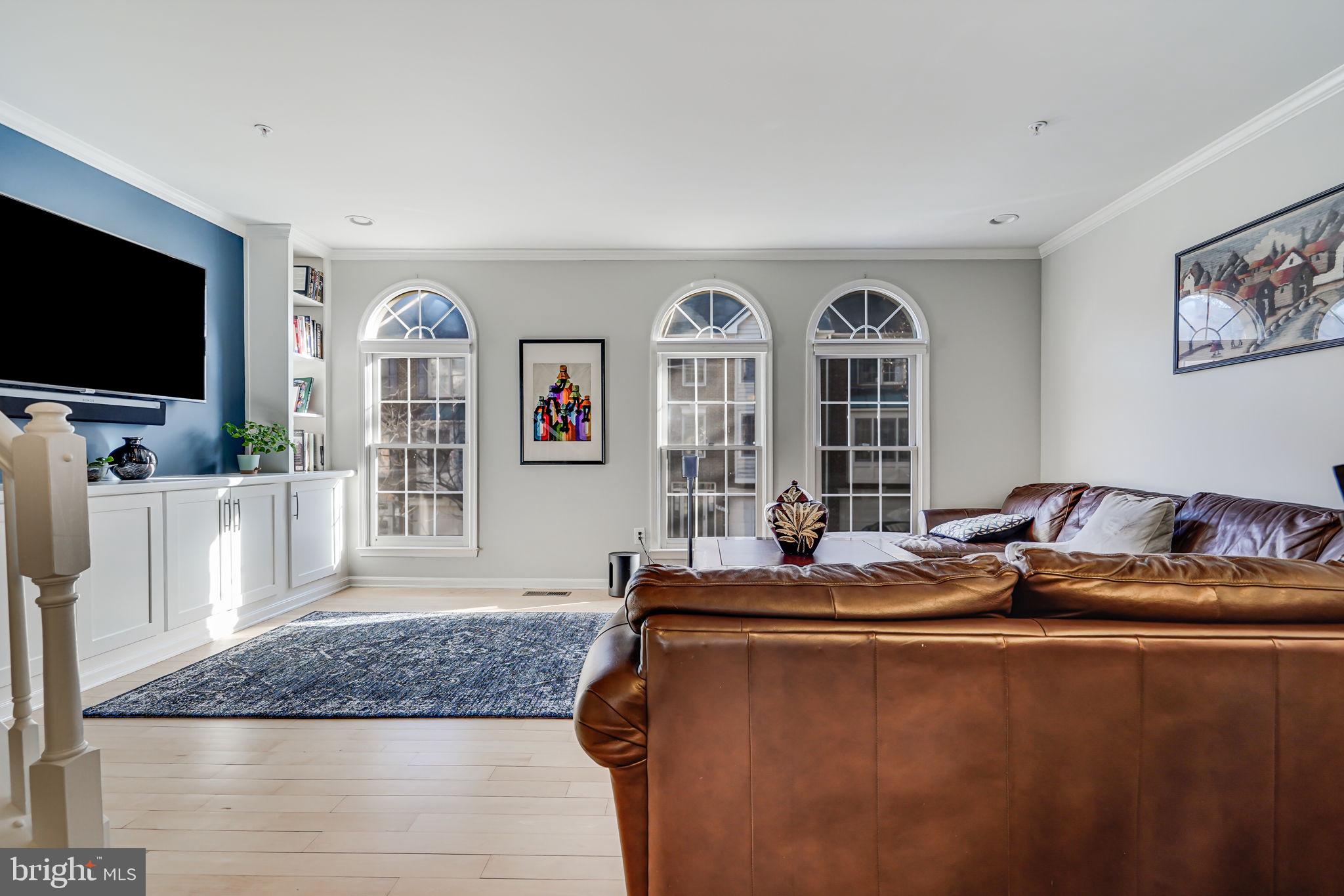 5515 Whitley Park Ter #81