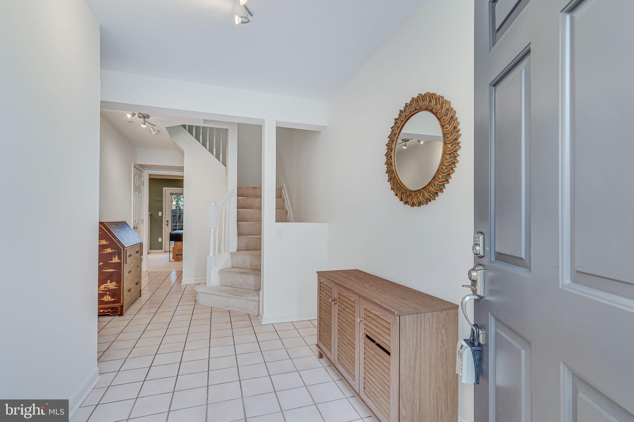 5515 Whitley Park Ter #81