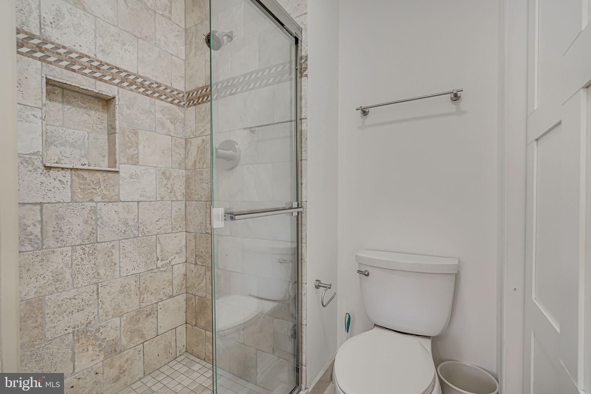 5515 Whitley Park Ter #81