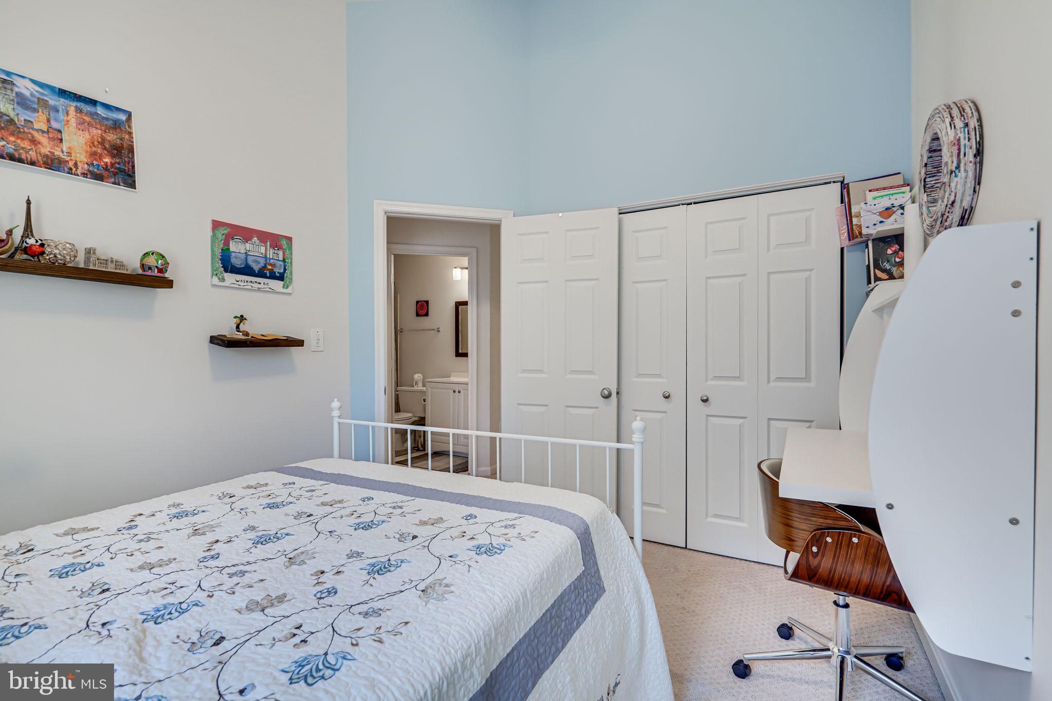 5515 Whitley Park Ter #81