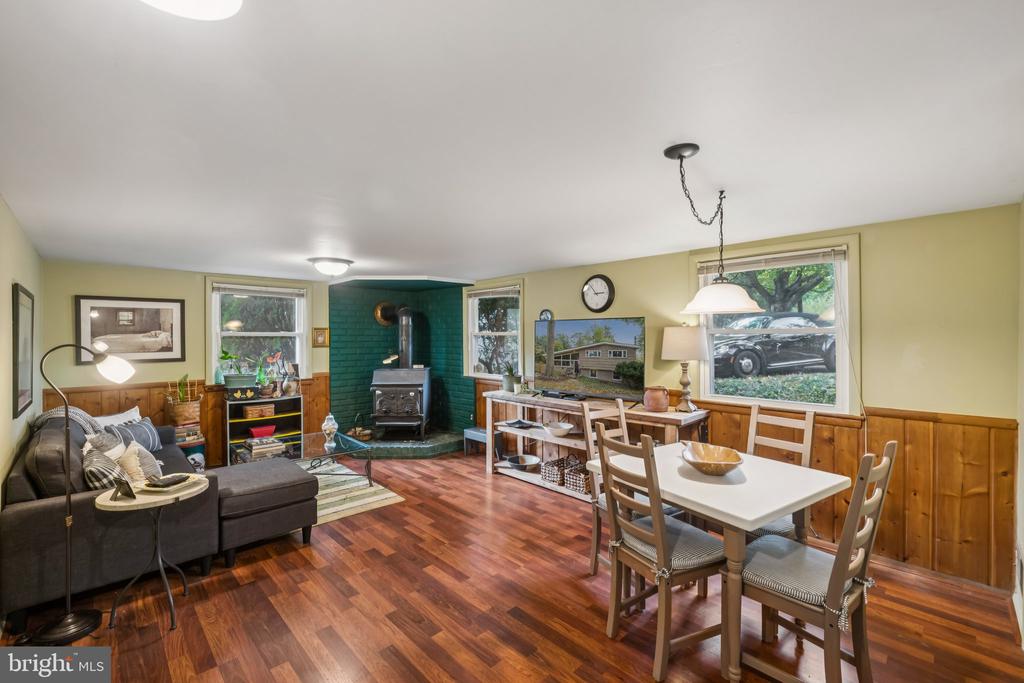 11411 CAM COURT