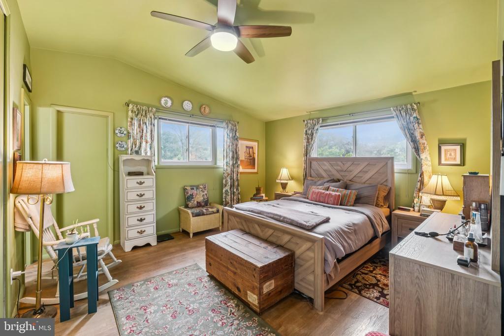 11411 CAM COURT