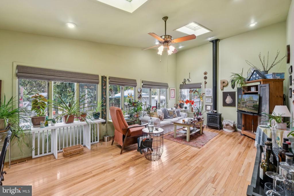 11411 CAM COURT