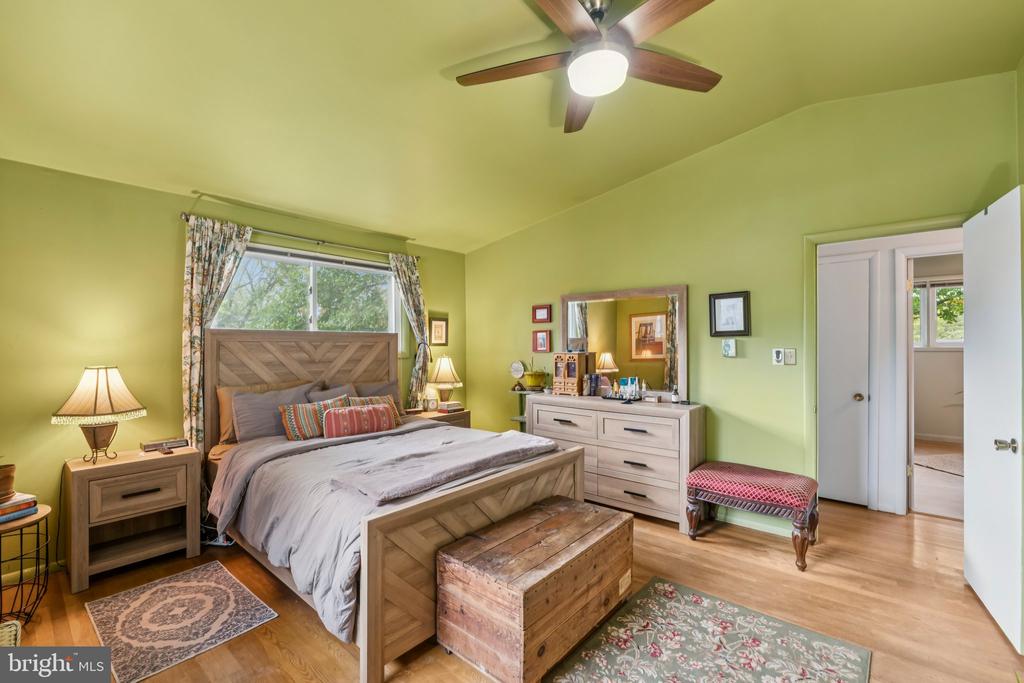 11411 CAM COURT