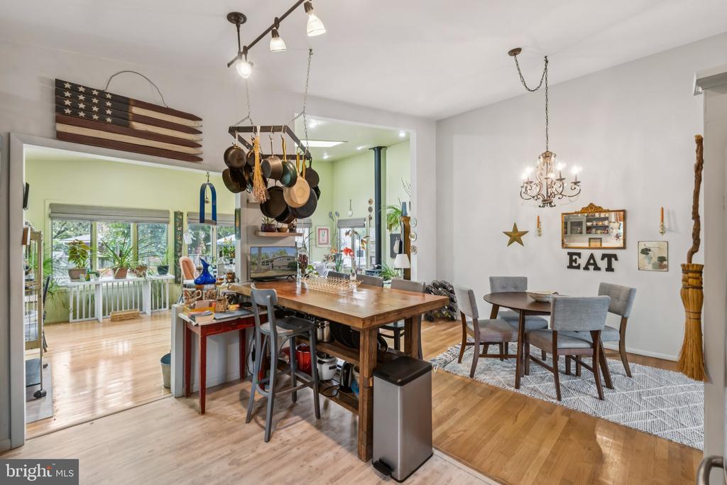 11411 CAM COURT