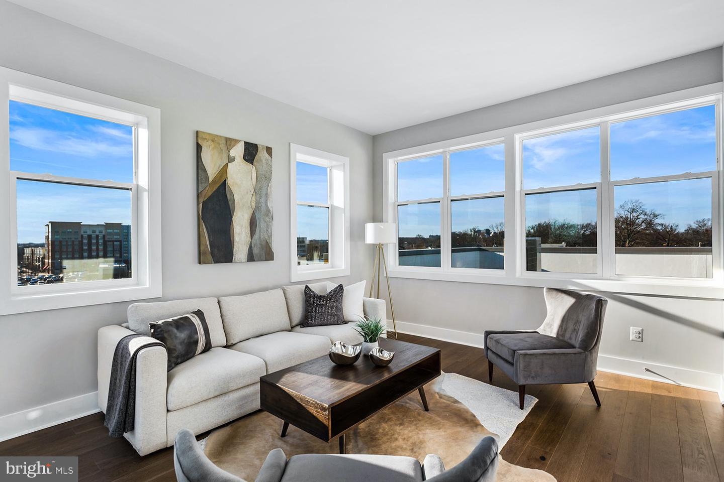 1118 South Highland Street #3