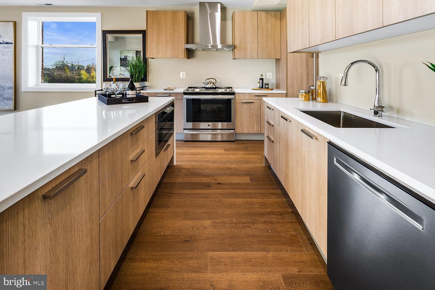 1118 South Highland Street #3