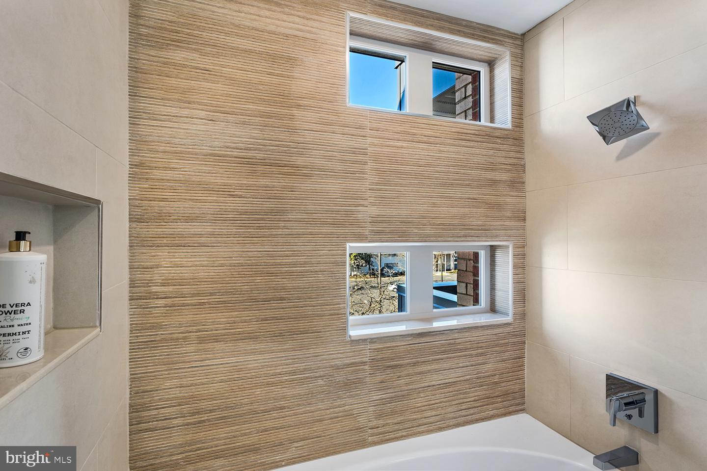 1118 South Highland Street #3