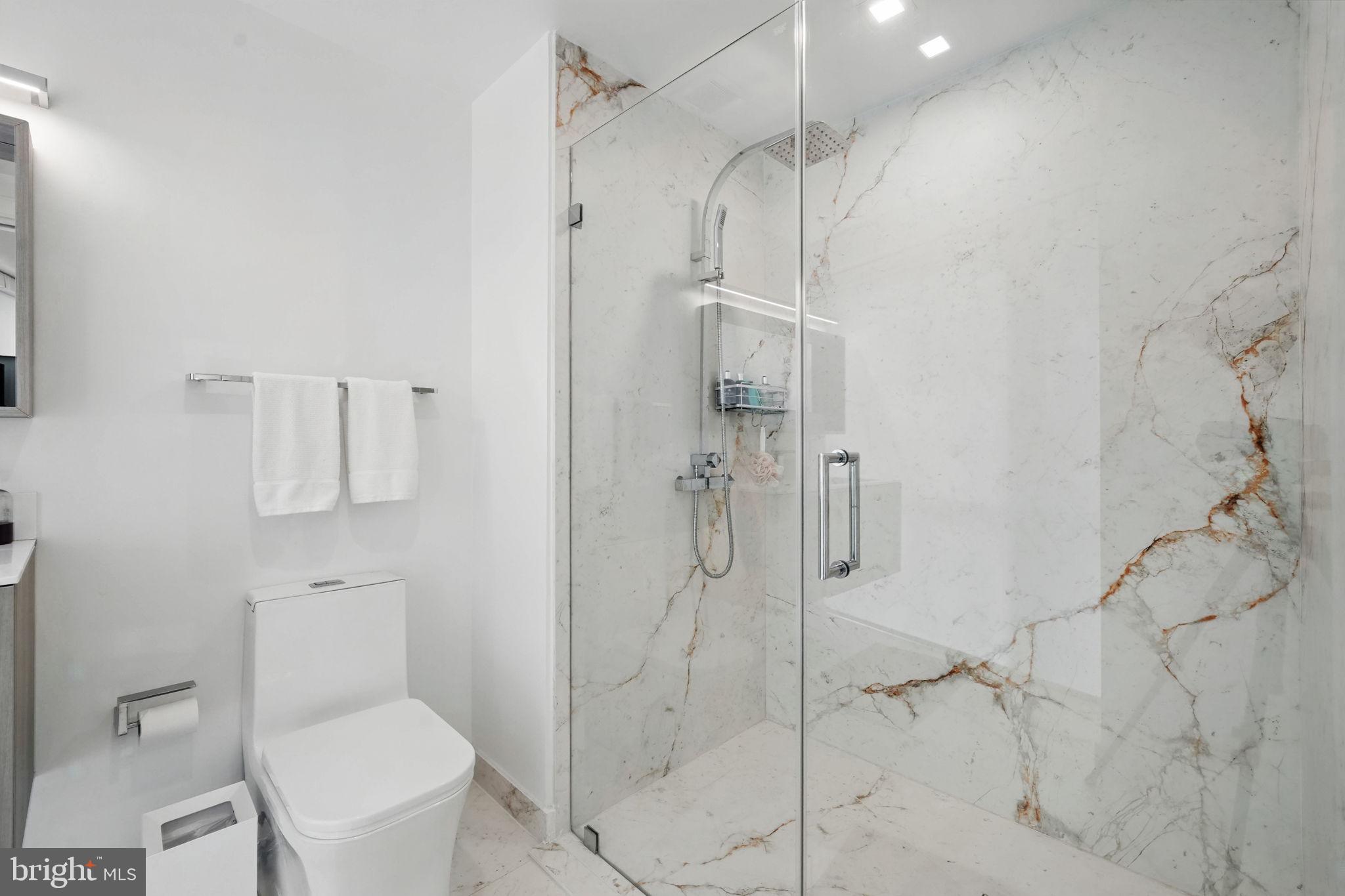 1111 19th St N #2108