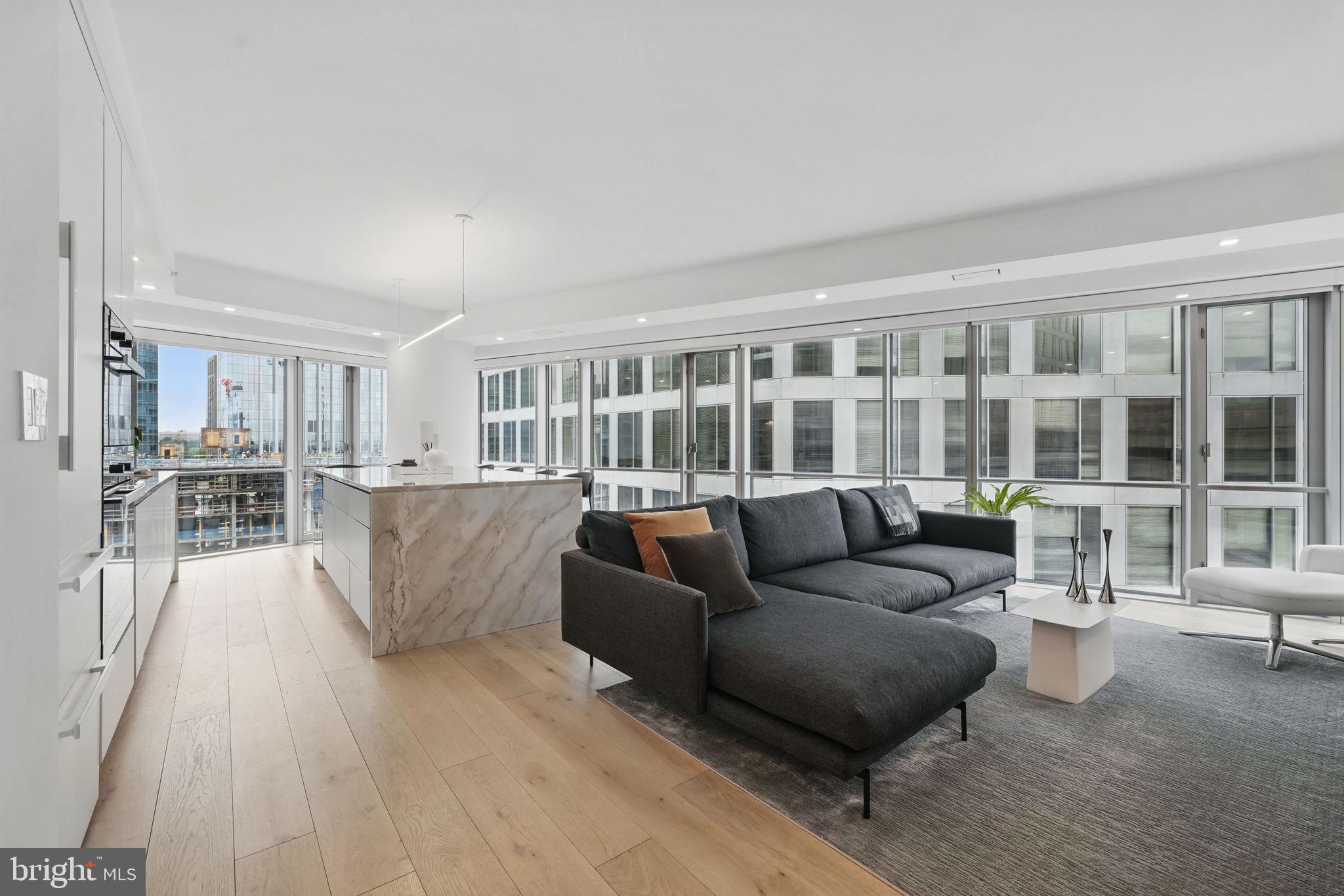 1111 19th St N #2108