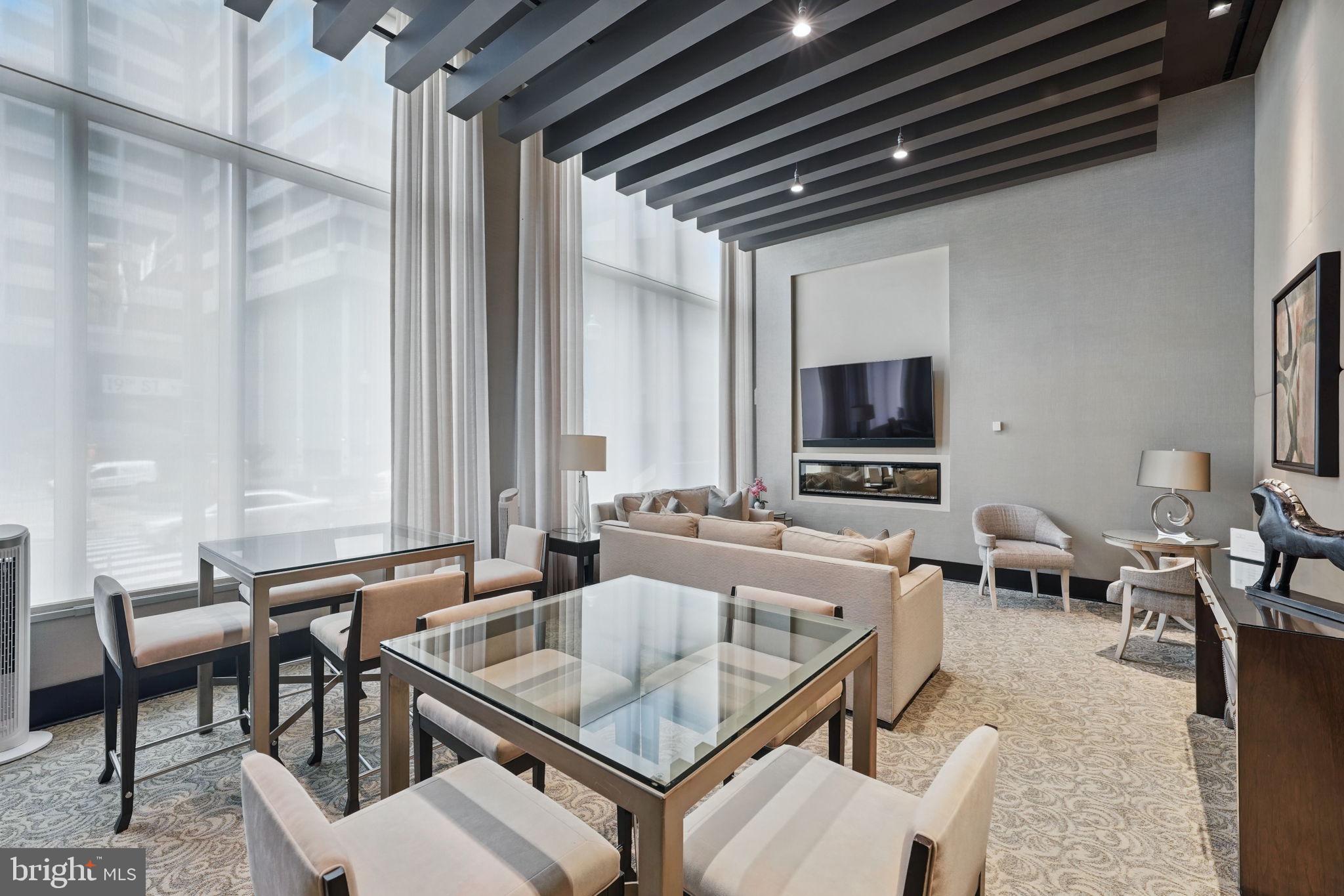 1111 19th St N #2108