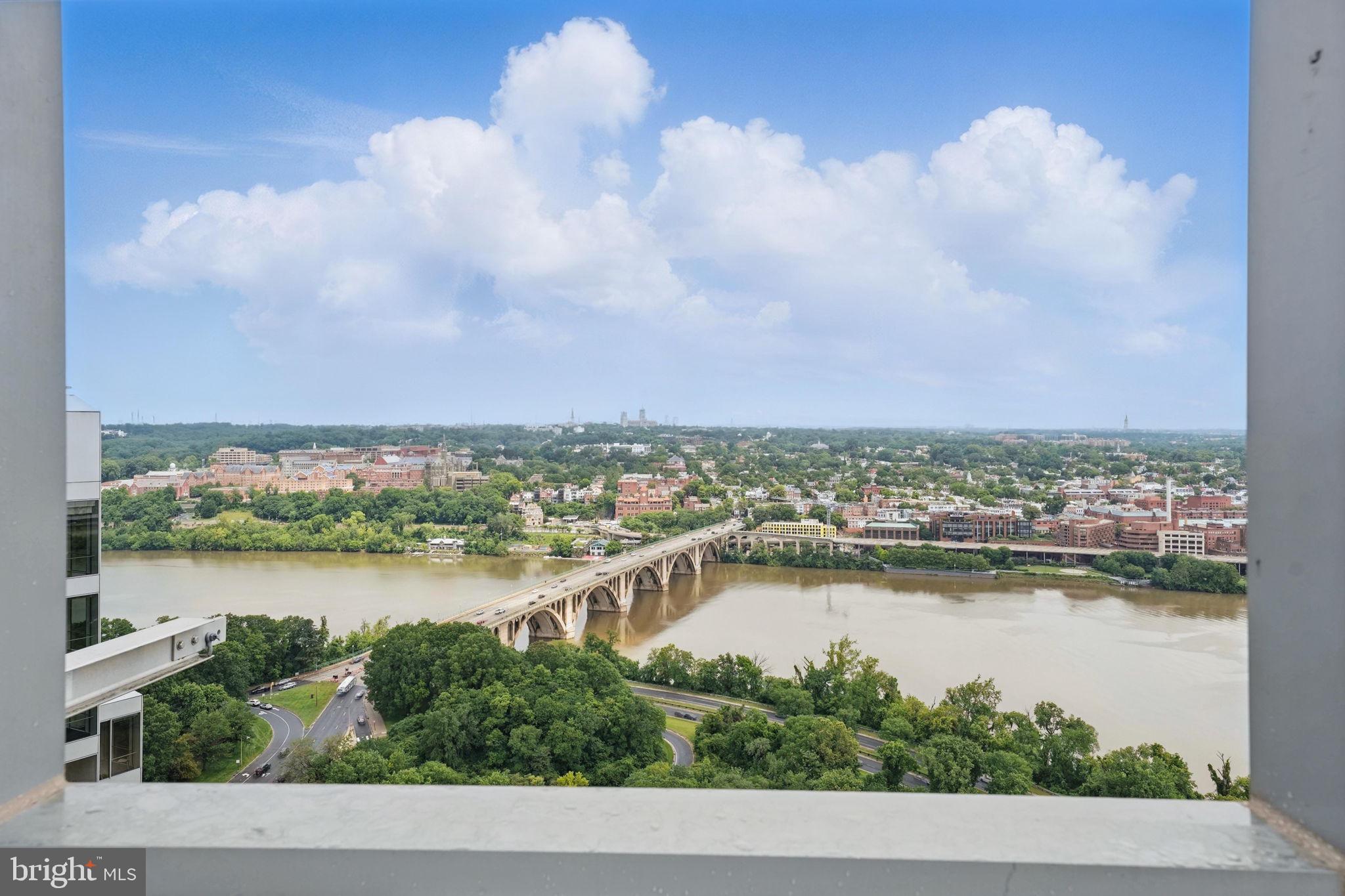 1111 19th St N #2108