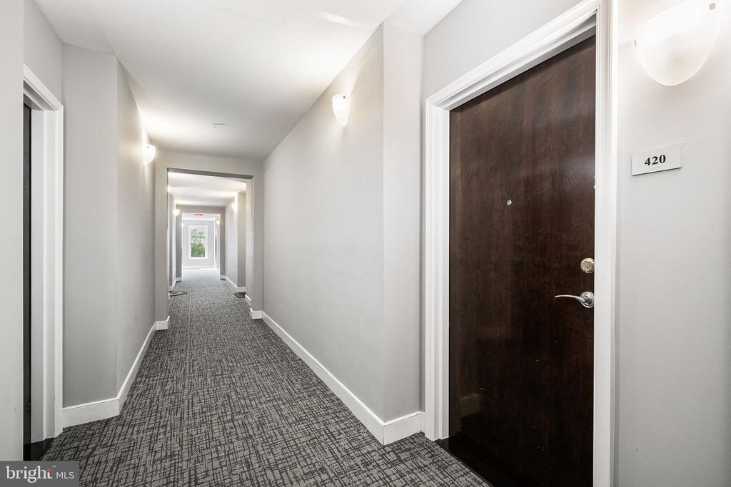 1418 N RHODES STREET Unit: B420