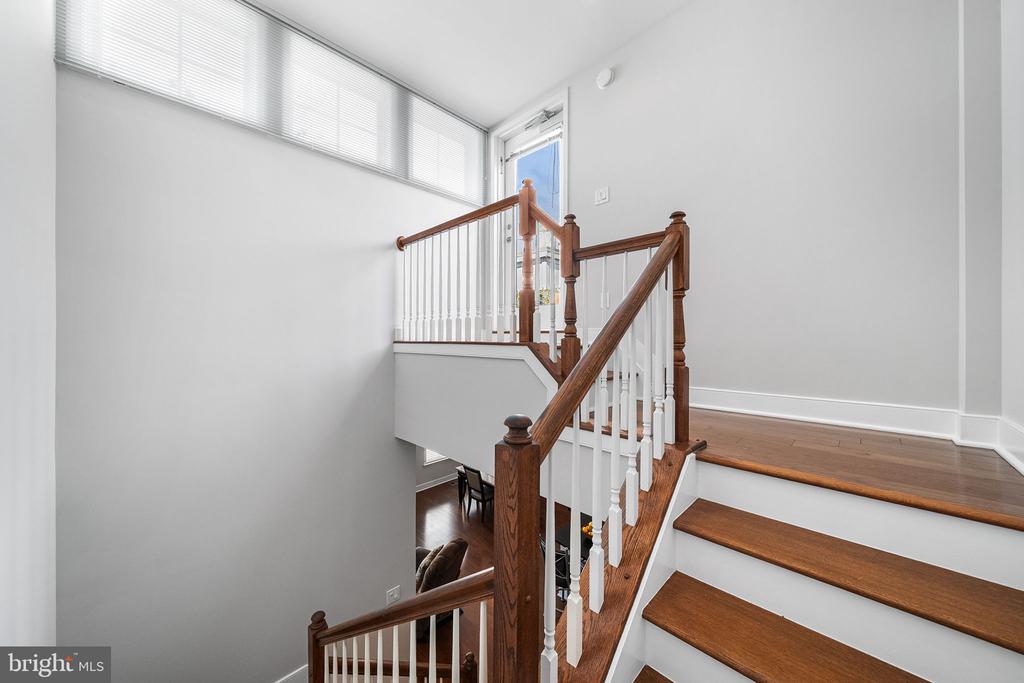 1418 N RHODES STREET Unit: B420