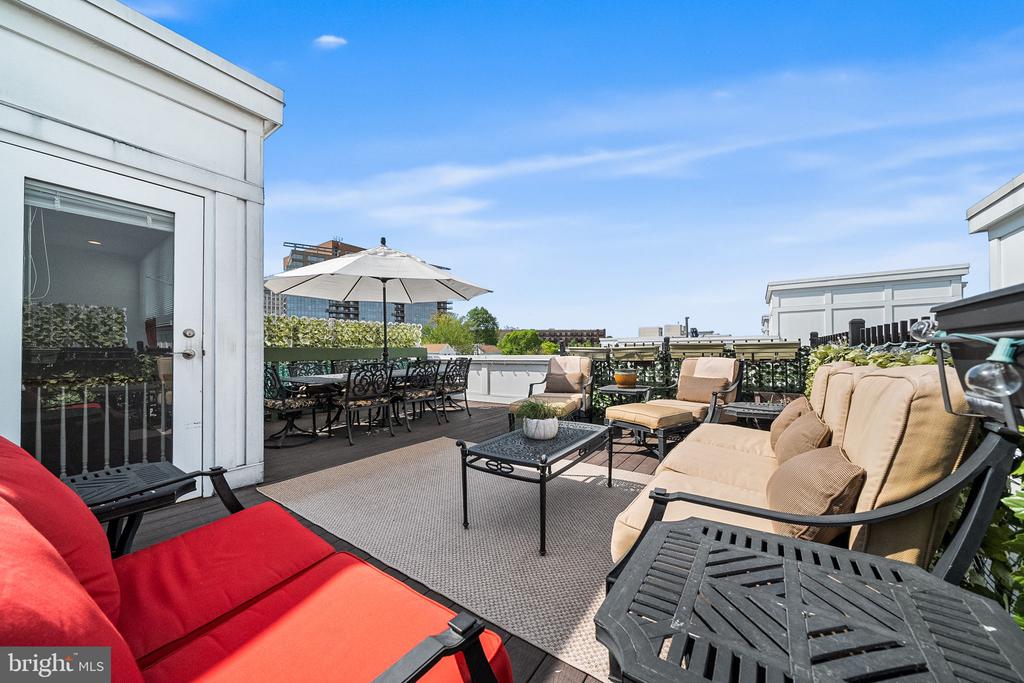 1418 N RHODES STREET Unit: B420