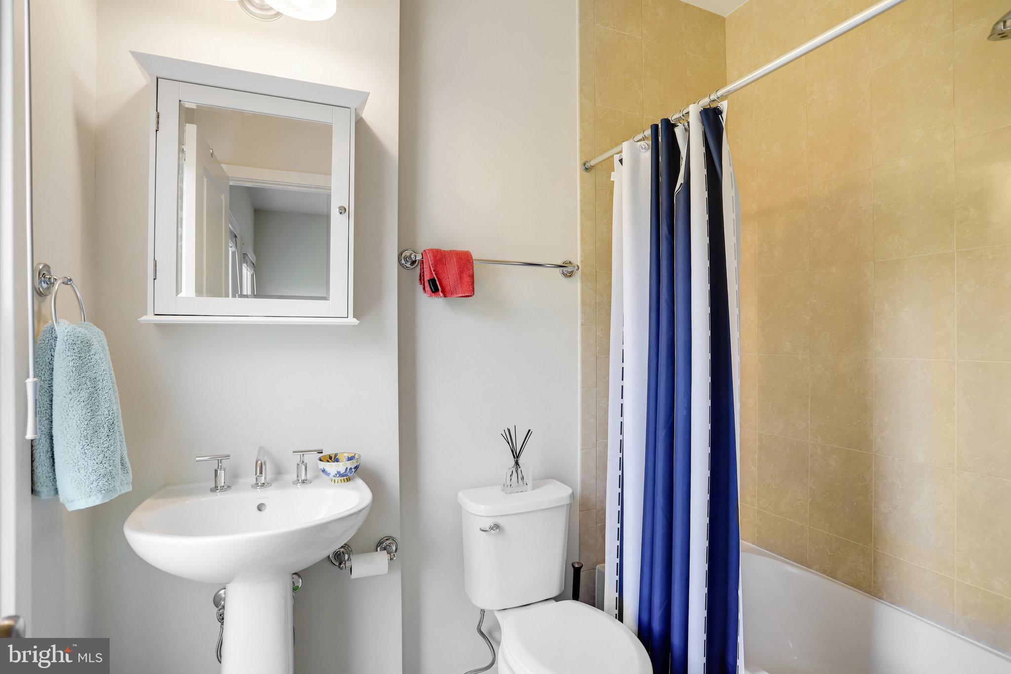 929 Parker Gray School Way