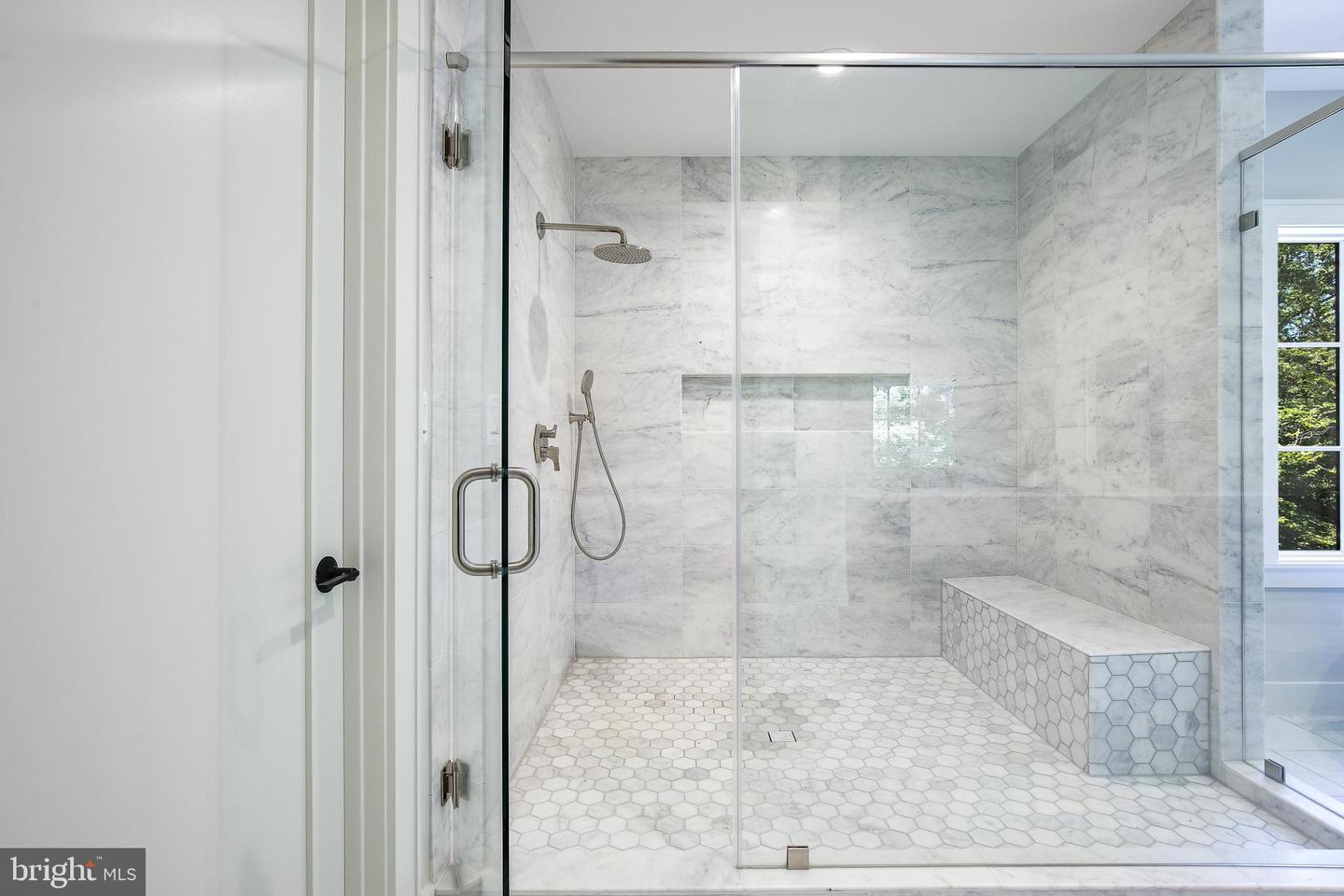 8020 Georgetown Pike