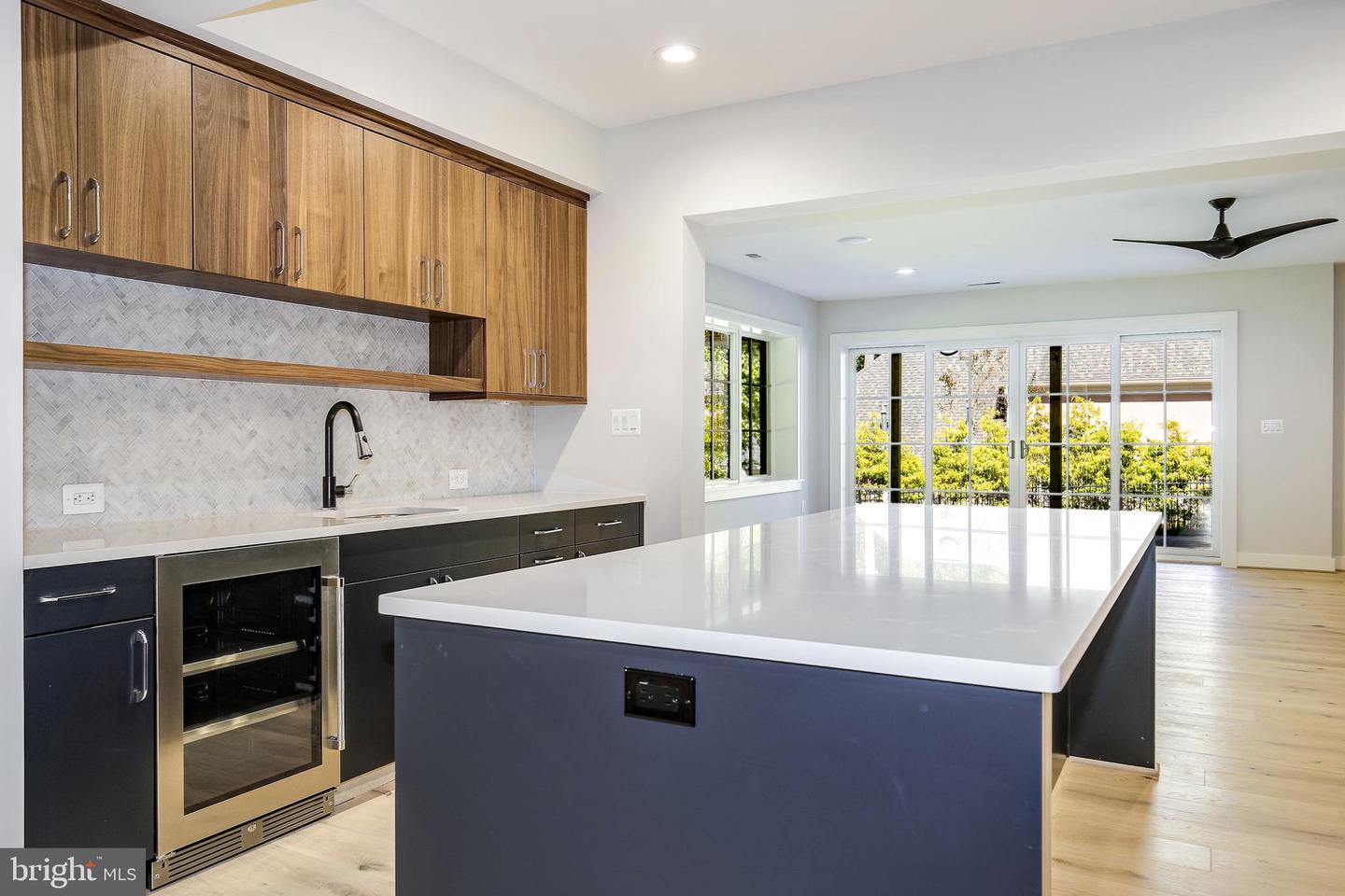 8020 Georgetown Pike