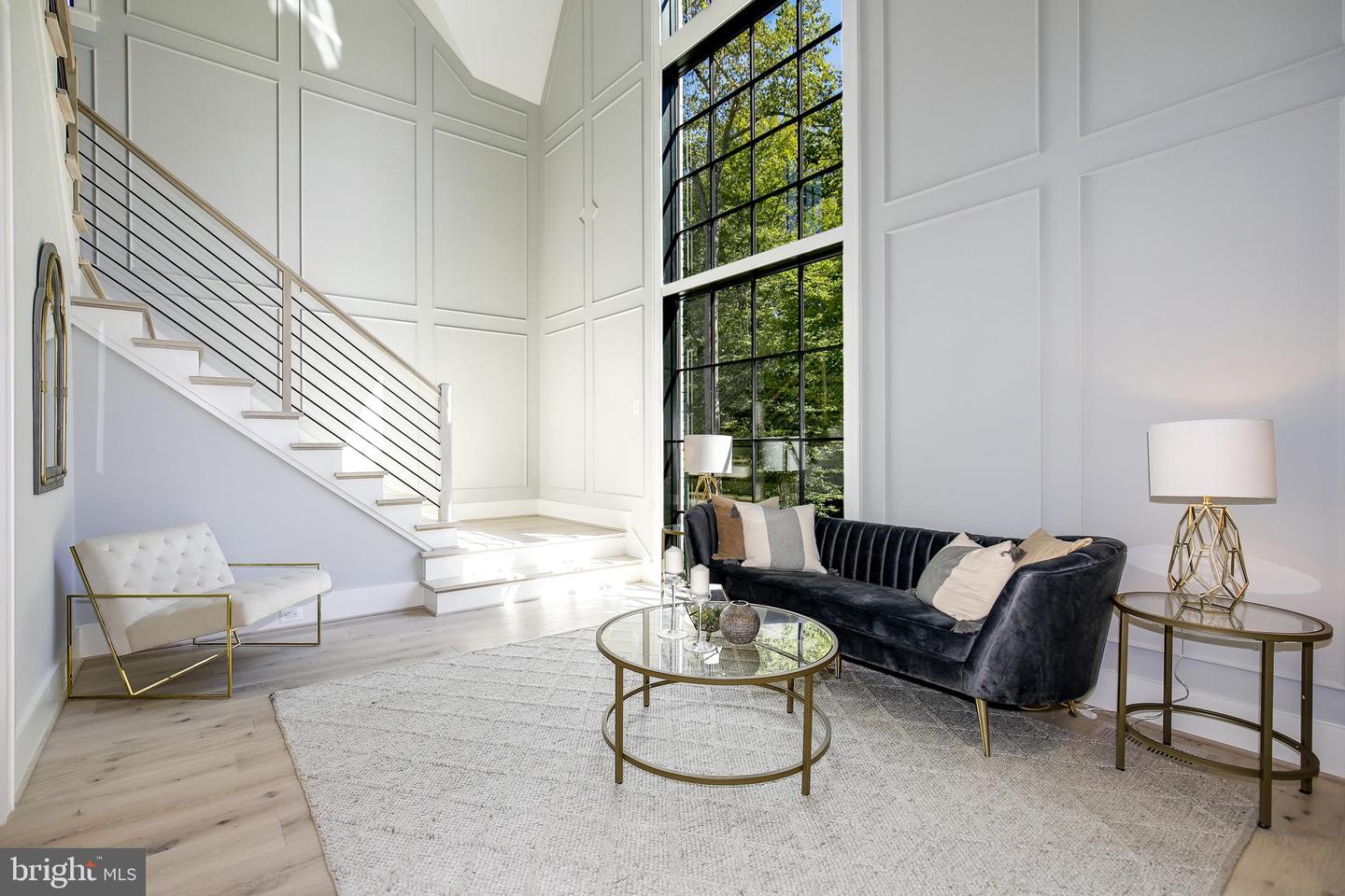 8020 Georgetown Pike