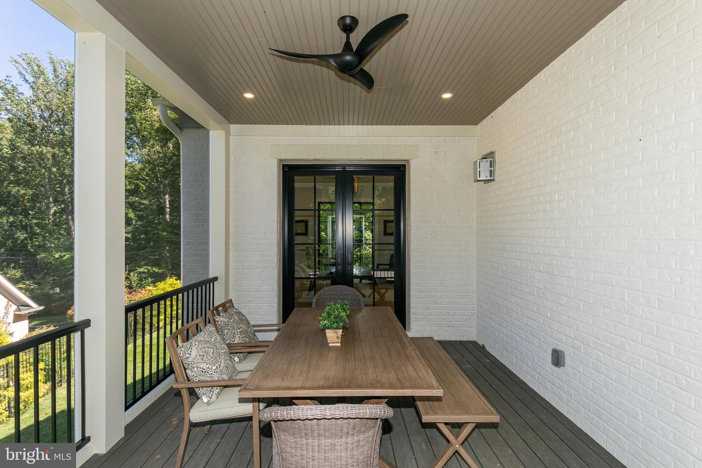 8020 Georgetown Pike