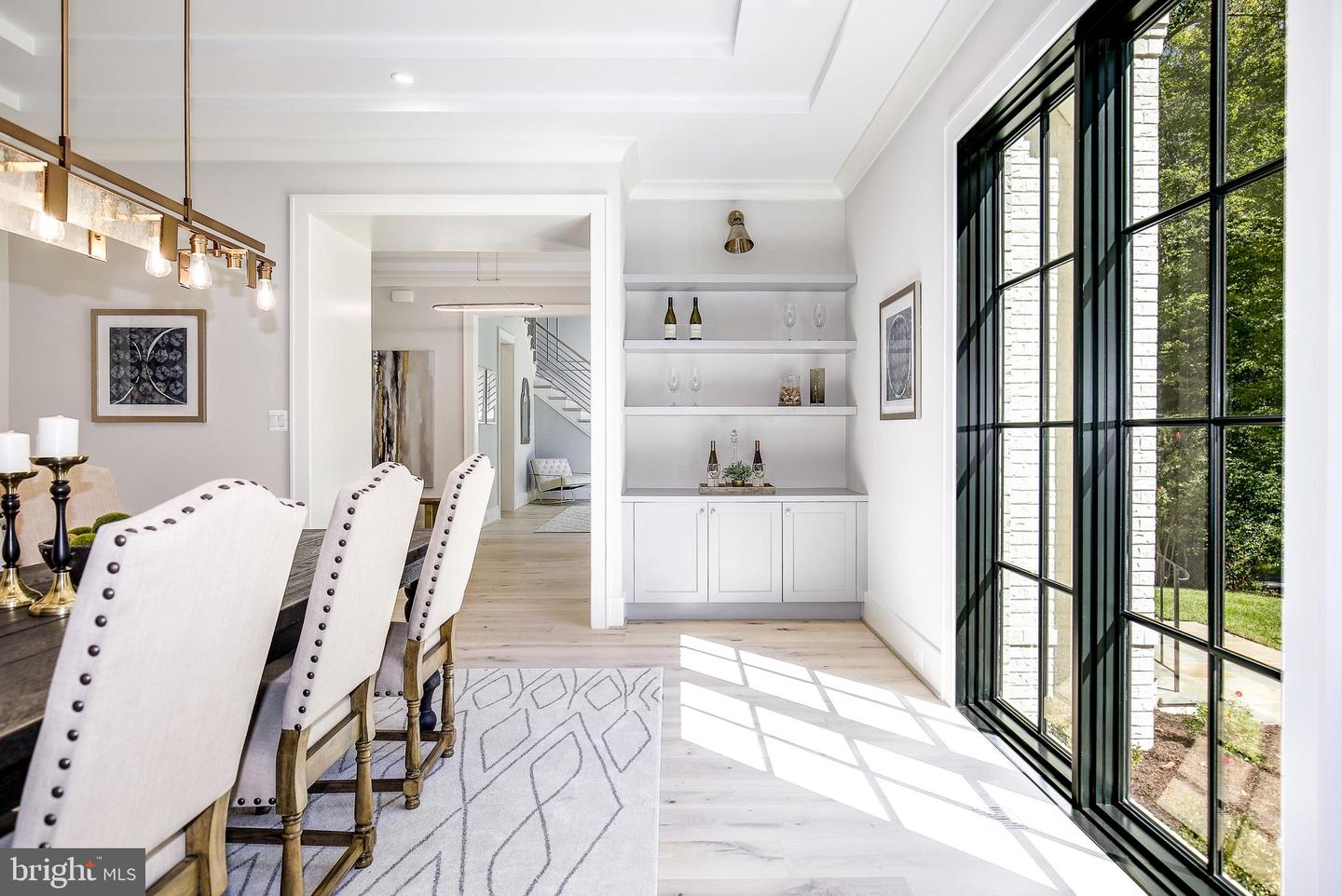 8020 Georgetown Pike