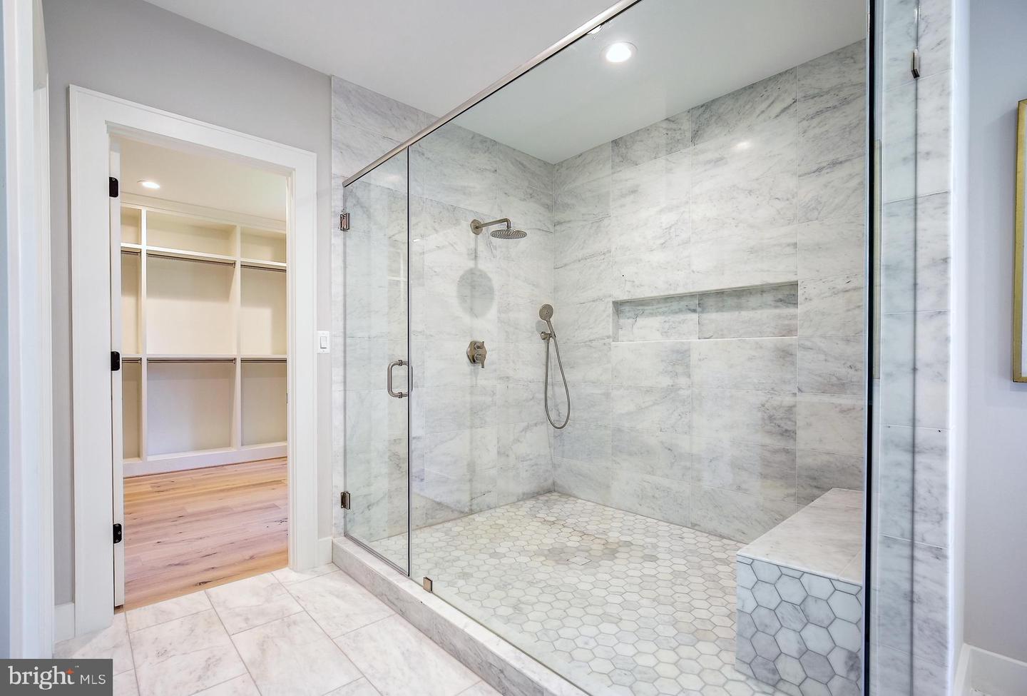 8020 Georgetown Pike