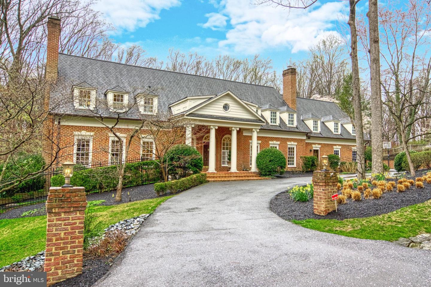 718 Potomac Knolls Dr